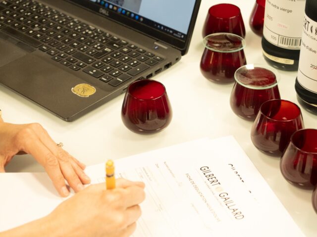 feuille de dégustation gilbert et gaillard pour dégustations huiles d'olive 